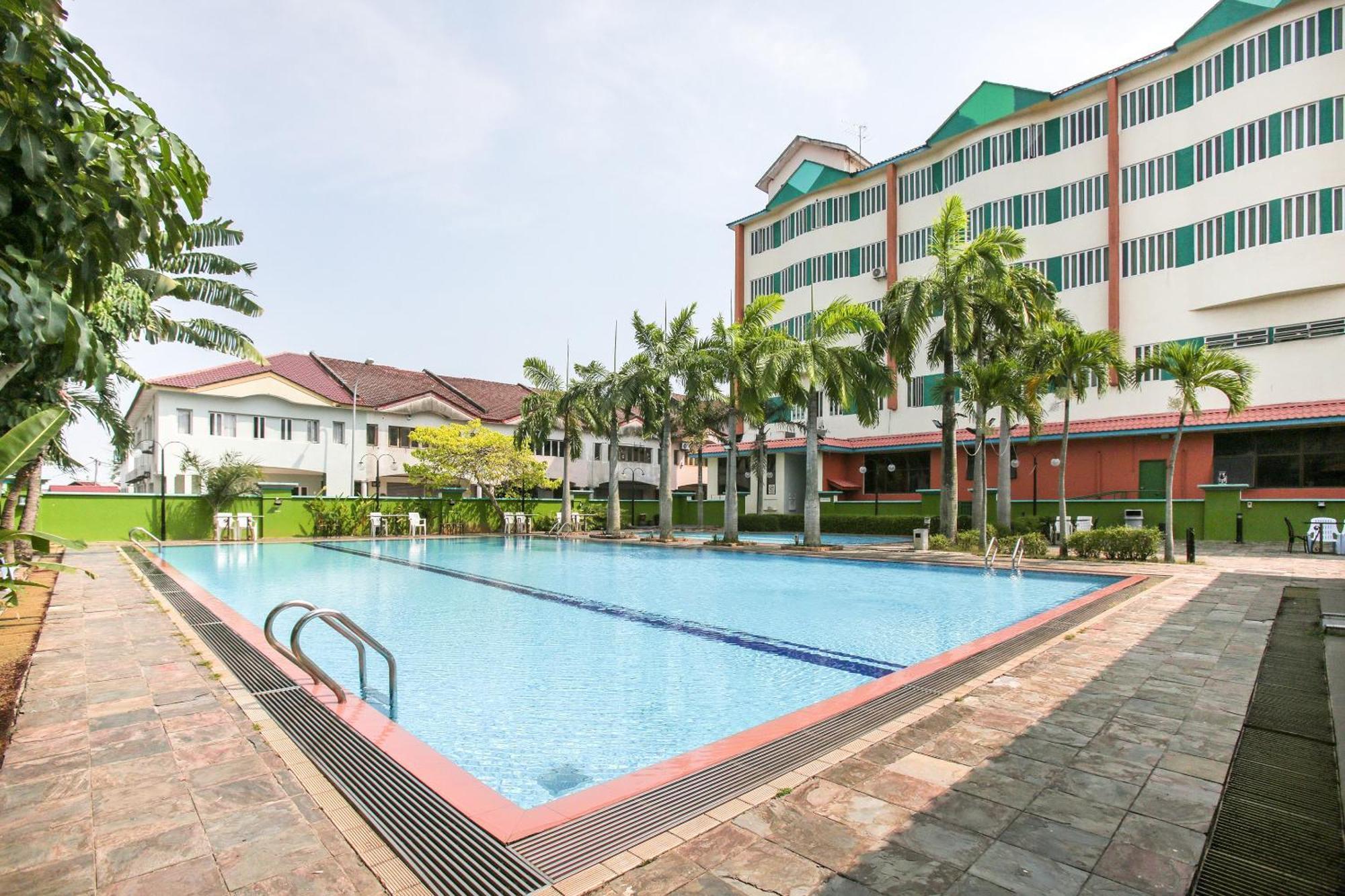 Collection O Hotel Super Cowboy Melaka Zewnętrze zdjęcie