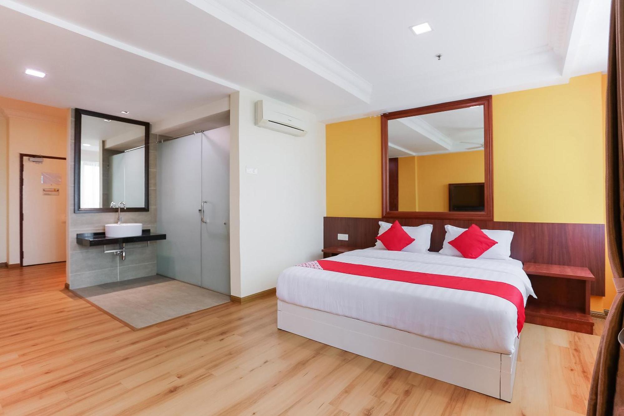 Collection O Hotel Super Cowboy Melaka Zewnętrze zdjęcie